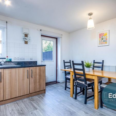 City Centre Townhouse, Sleeps 8, Free Parking Σαουθάμπτον Εξωτερικό φωτογραφία